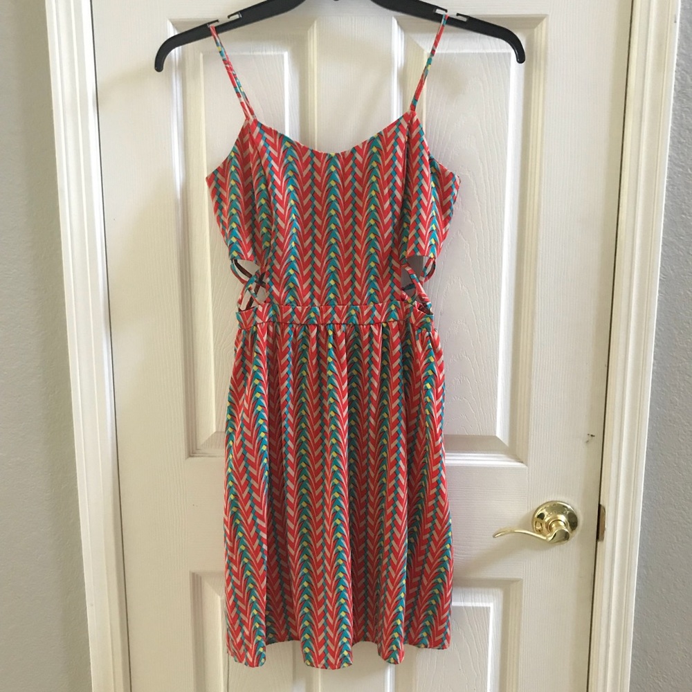 Soprano Dress with cutout on the sides size xsmall